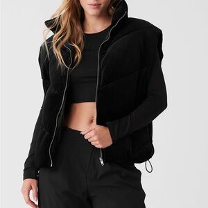 Women's Black Puffer Vest